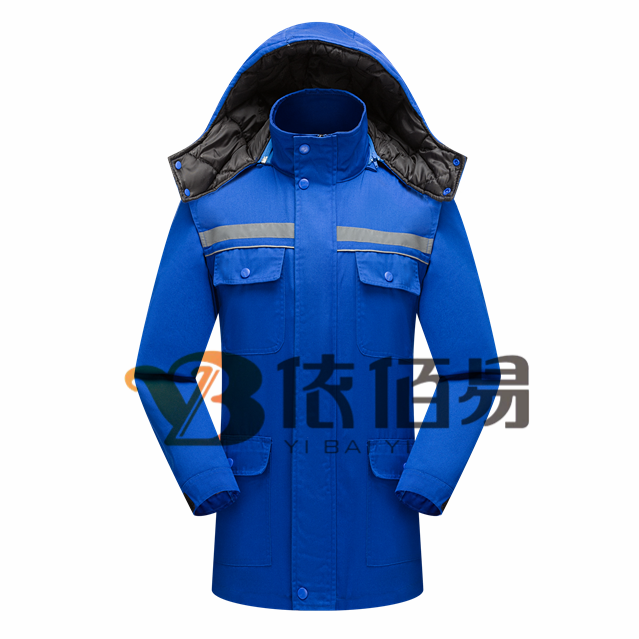 棉服定做:羽絨服和棉服，寶寶穿哪個(gè)更暖和？